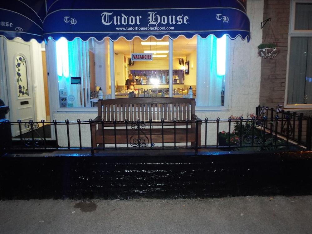 Tudor House Blackpool Kültér fotó